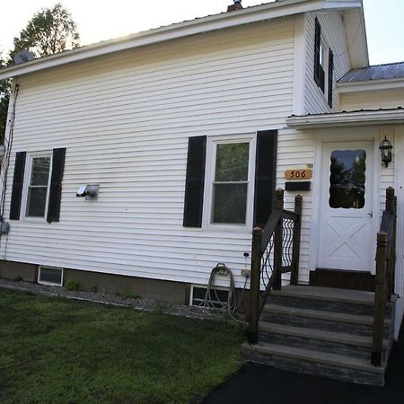 Charming Home Near Ski Areas Rumford Экстерьер фото